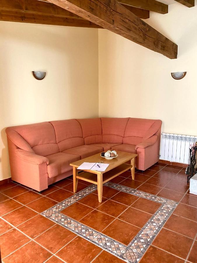 Apartamentos Rurales Los Nogales Косгайя Экстерьер фото